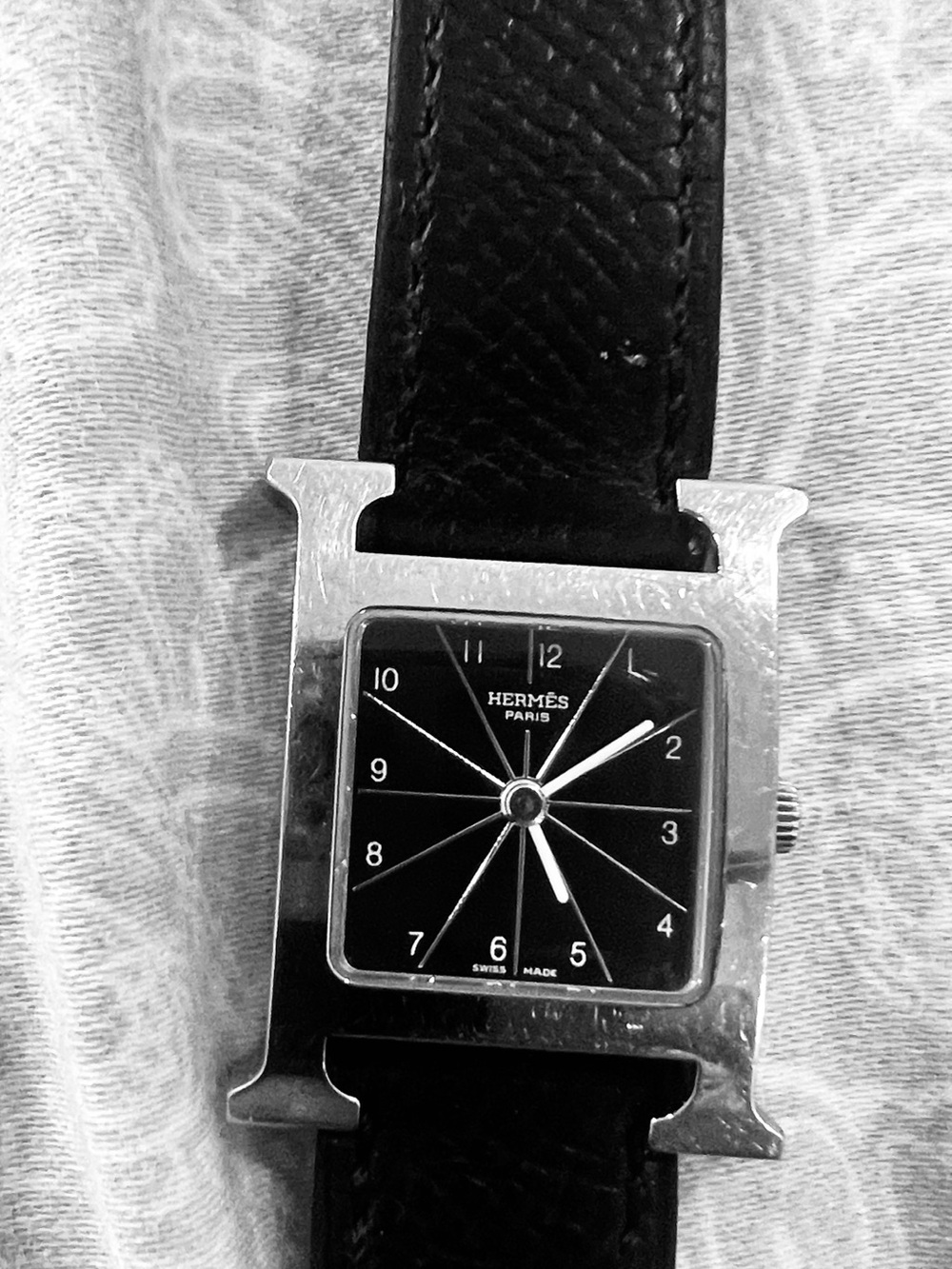Hermès Black Dial Silver Case Women's Leather-Strap Watch - Picture 6 of 8